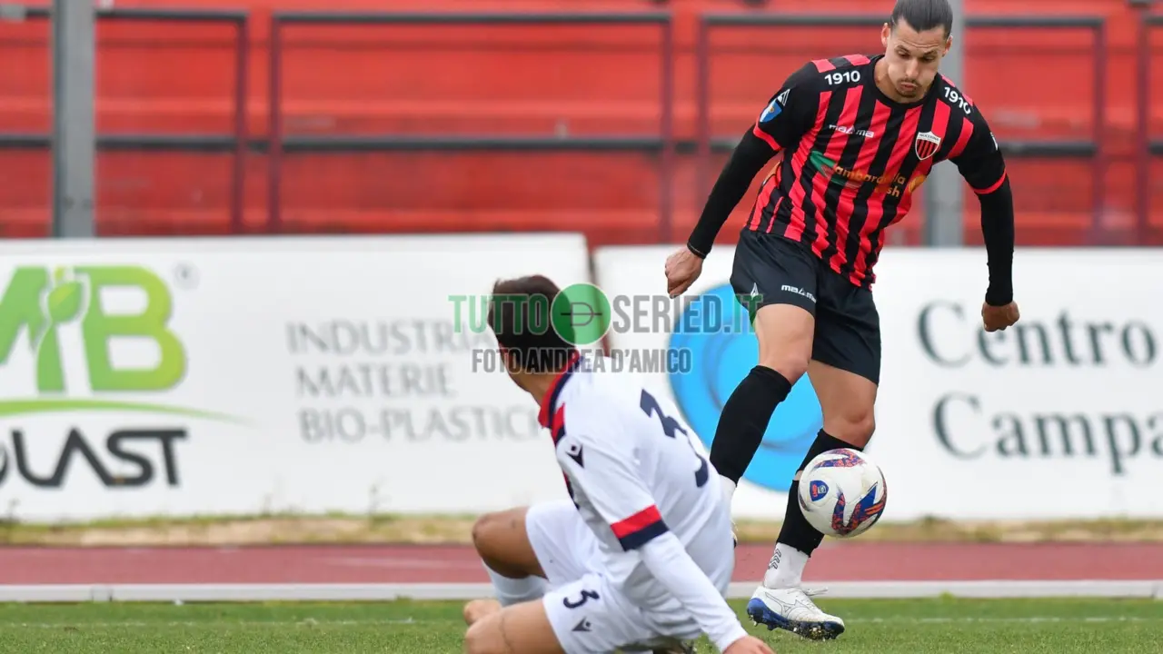 Fidelis Andria, pressing su un centrocampista ex Nocerina
